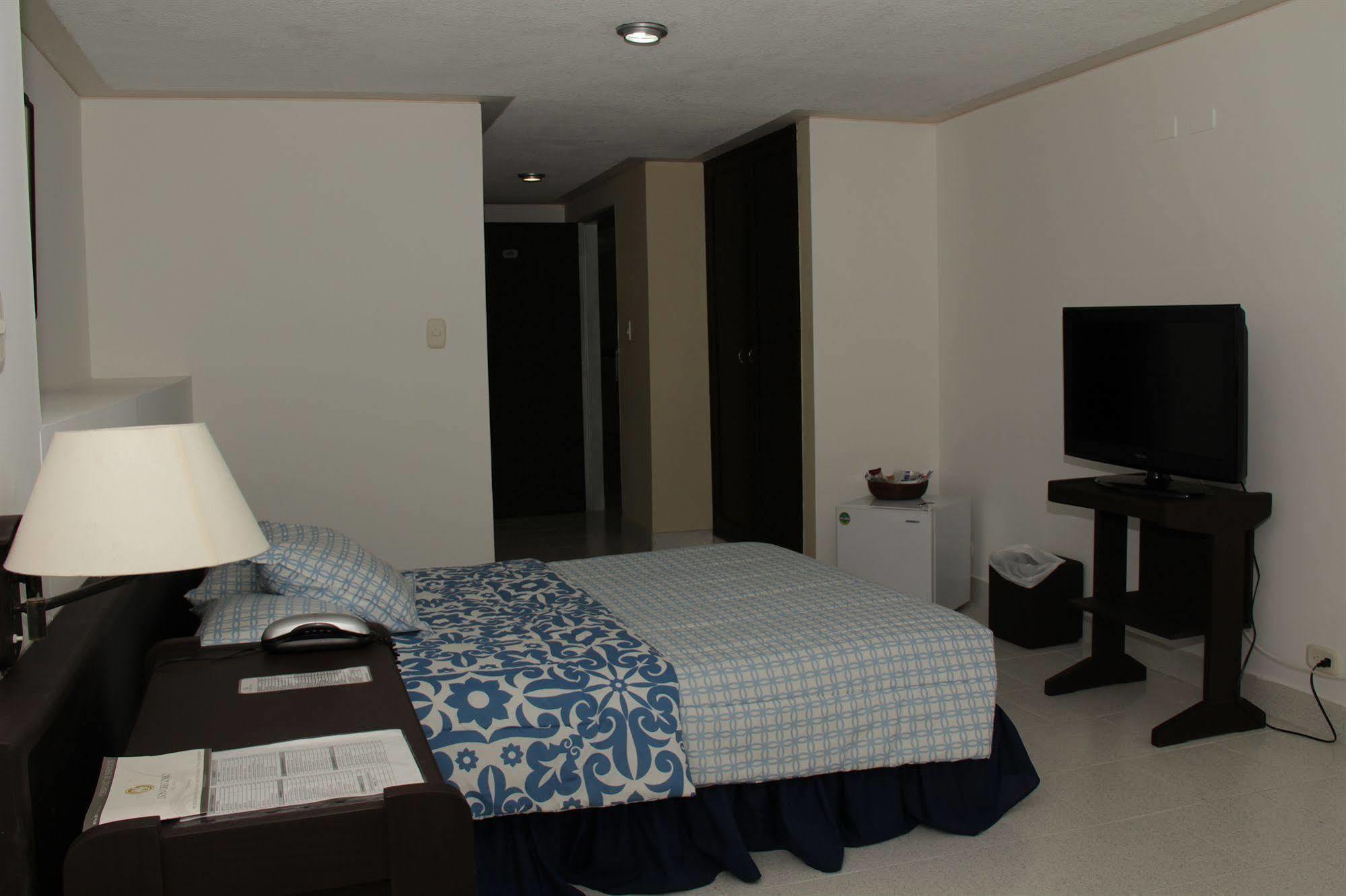 Hotel Don Gregorio Cartago Eksteriør bilde